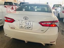 تۆیۆتا کامری